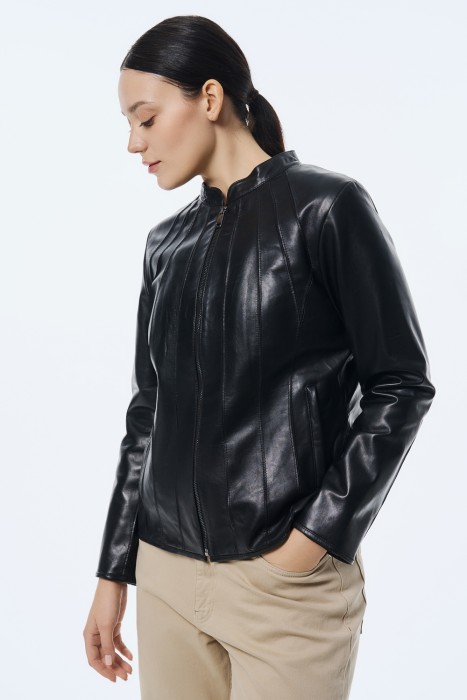 Товар с артикулом 746048003 вид сзади