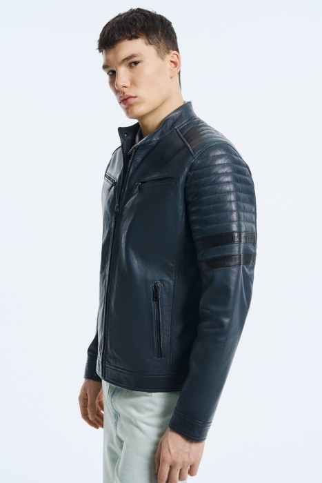 Товар с артикулом 744965003 вид сзади