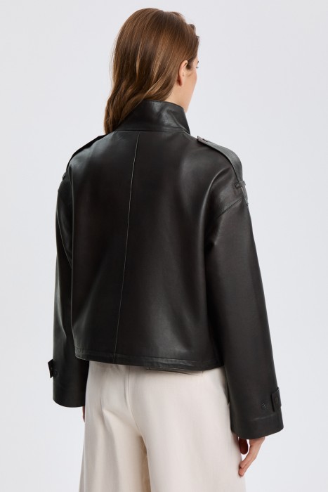 куртка из натуральной кожи по цене 17460 руб вид справа