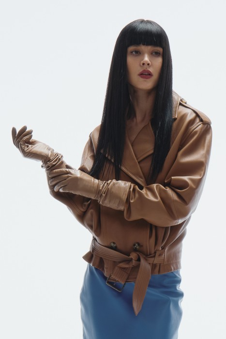 куртка из натуральной кожи от бренда снежная королева вид слева