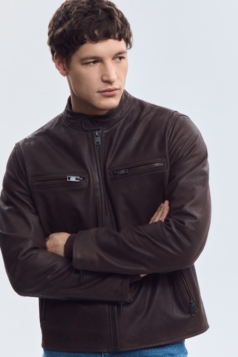 куртка из натуральной кожи от бренда снежная королева вид слева