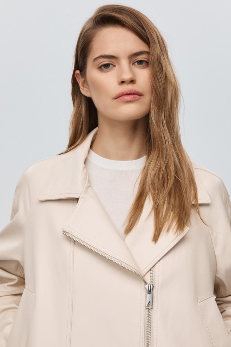 куртка из натуральной кожи из россии вид сбоку