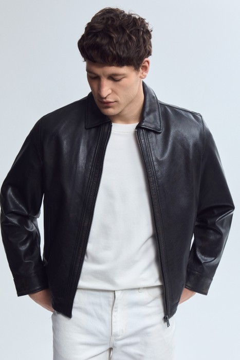 куртка из натуральной кожи от бренда снежная королева вид слева