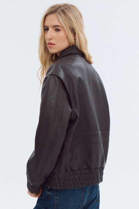 куртка из натуральной кожи от бренда снежная королева вид слева