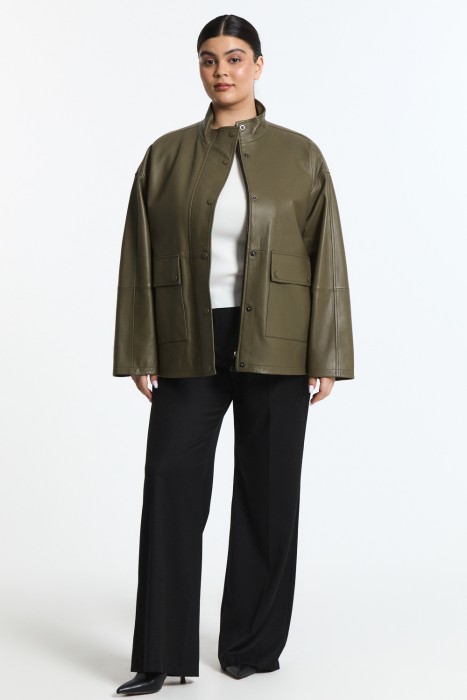 куртка из натуральной кожи от бренда снежная королева вид слева