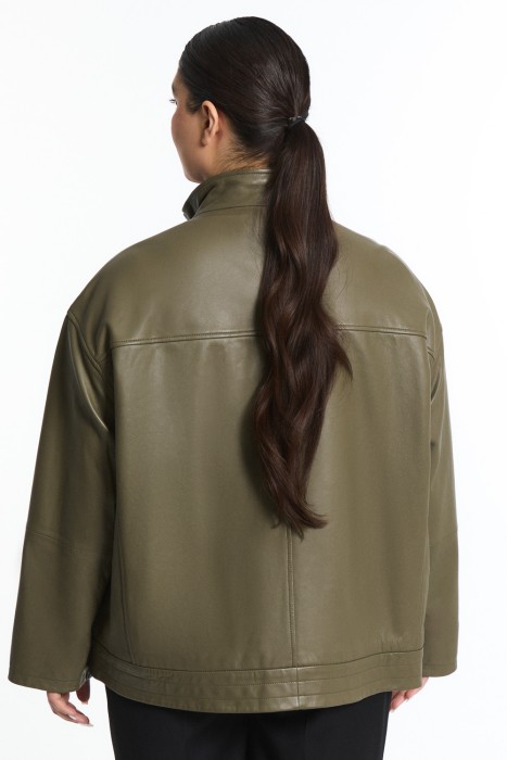 куртка из натуральной кожи по цене 11200 руб вид справа