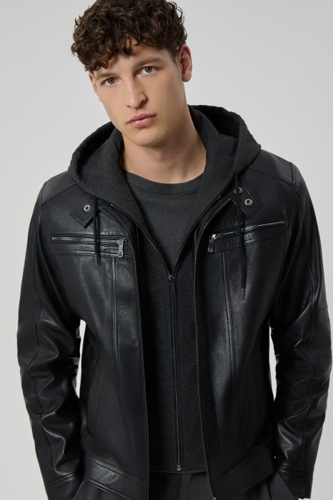 куртка из натуральной кожи от бренда снежная королева вид слева