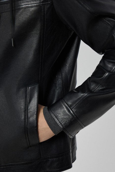 куртка из натуральной кожи из россии вид сбоку
