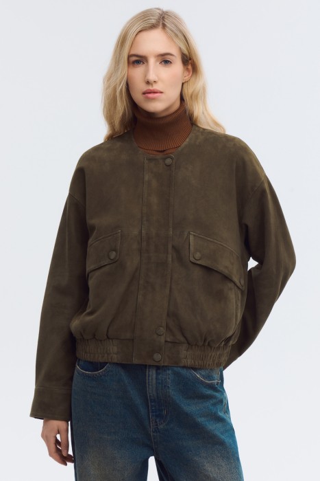 куртка из натуральной замши от бренда снежная королева вид слева