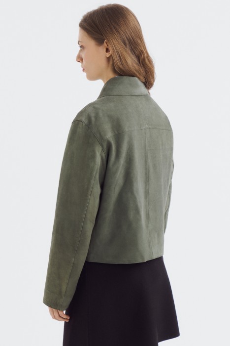 куртка из натуральной замши по цене 18800 руб вид справа