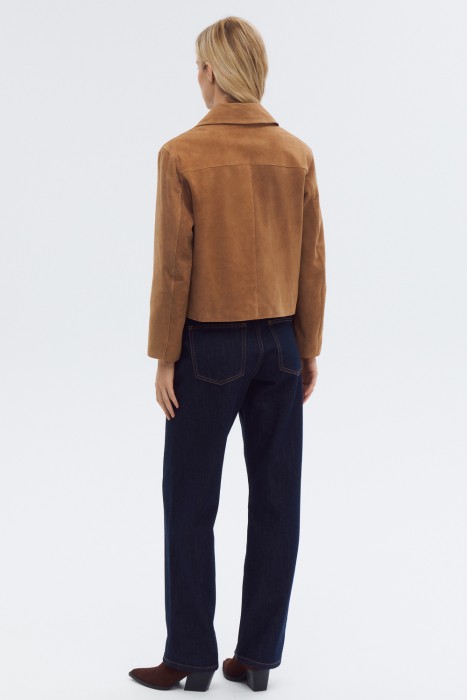 куртка из натуральной замши по цене 18800 руб вид справа