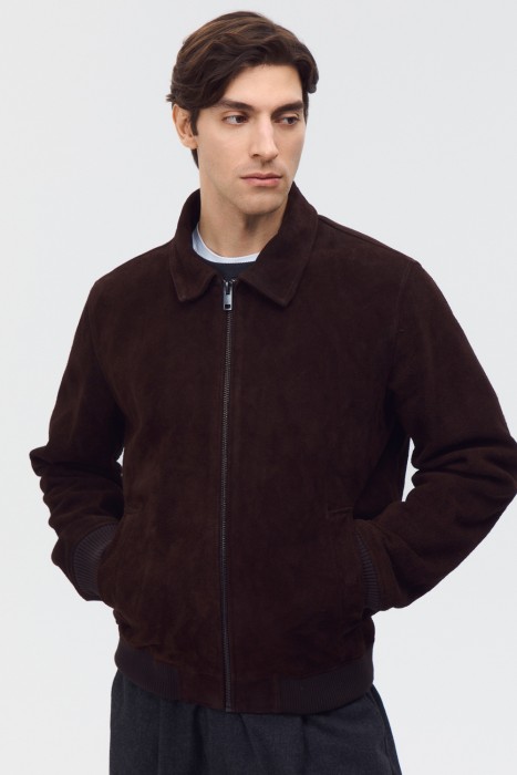 куртка из натуральной замши от бренда снежная королева вид слева