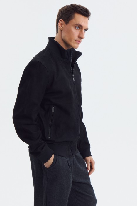 куртка из натуральной замши от бренда снежная королева вид слева