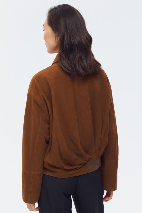 куртка из натуральной замши по цене 20150 руб вид справа