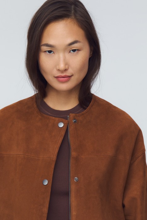 куртка из натуральной замши из россии вид сбоку