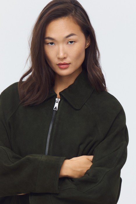 куртка из натуральной замши из россии вид сбоку