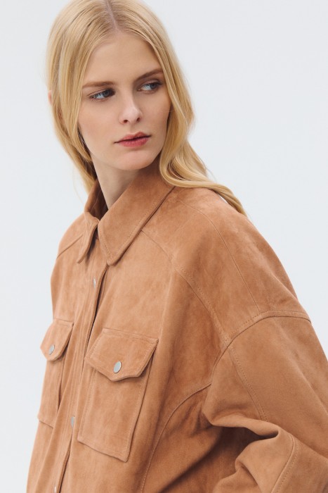 куртка из натуральной замши из россии вид сбоку