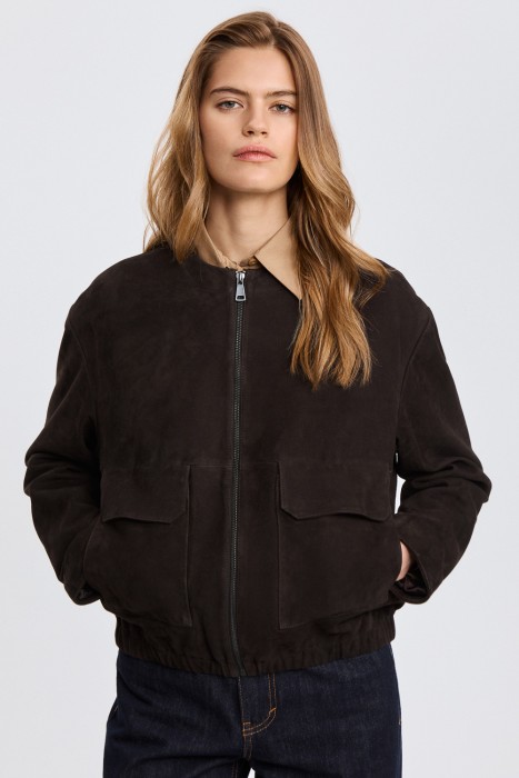 куртка из натуральной замши от бренда снежная королева вид слева