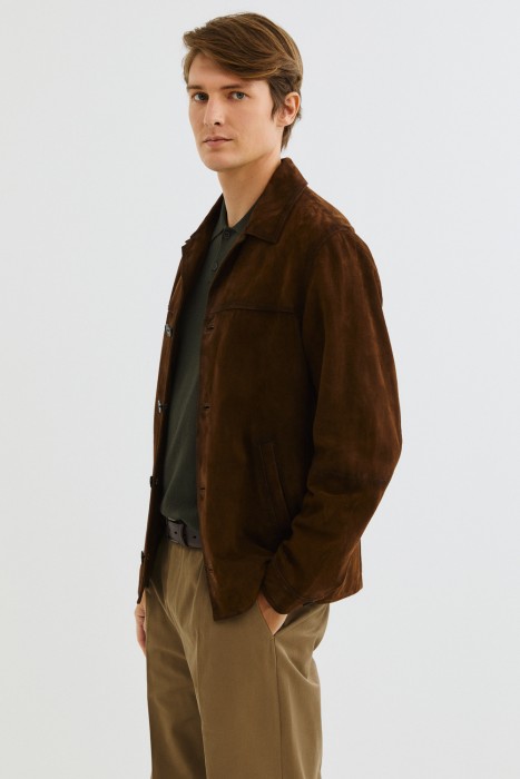 куртка из натуральной замши по цене 18810 руб вид справа