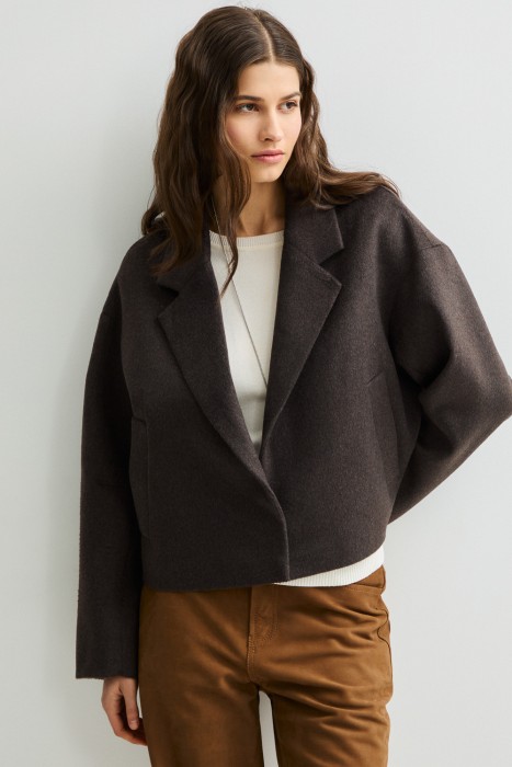 куртка из пальтовой ткани от бренда снежная королева вид слева