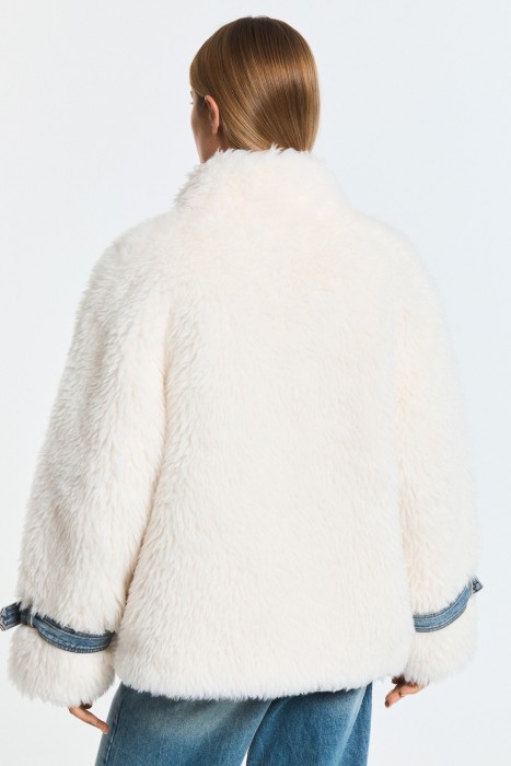 куртка из шерсти из россии вид сбоку