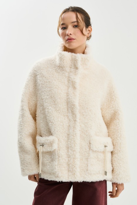 куртка из шерсти от бренда снежная королева вид слева