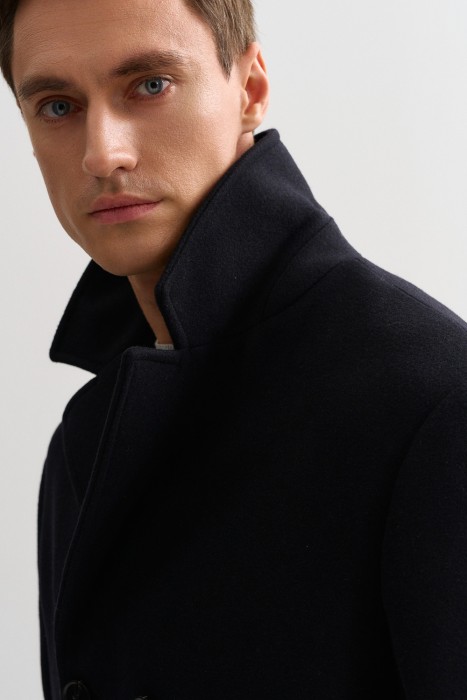 куртка-пальто из россии вид сбоку