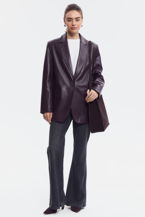 куртка-пиджак из натуральной кожи от бренда снежная королева вид слева