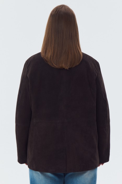 куртка-пиджак из натуральной кожи по цене 18800 руб вид справа