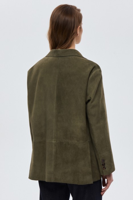 куртка-пиджак из натуральной замши по цене 19980 руб вид справа