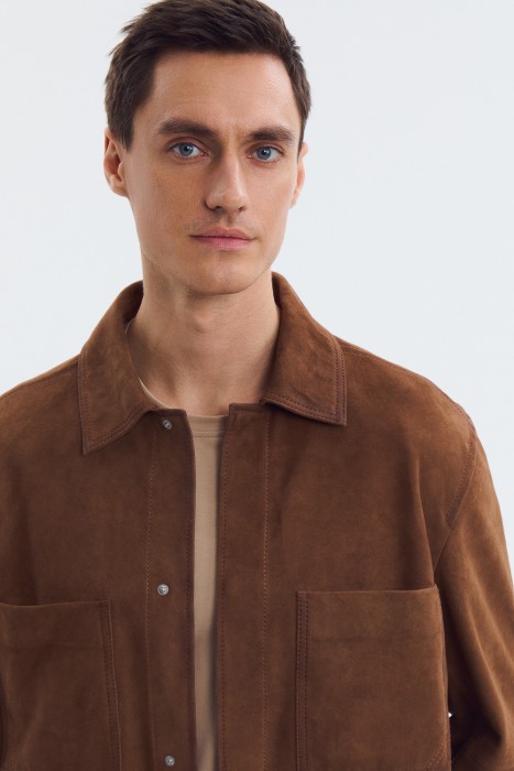 куртка-рубашка из натуральной замши из россии вид сбоку