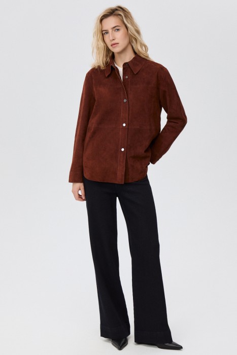 куртка-рубашка из натуральной замши от бренда снежная королева вид слева