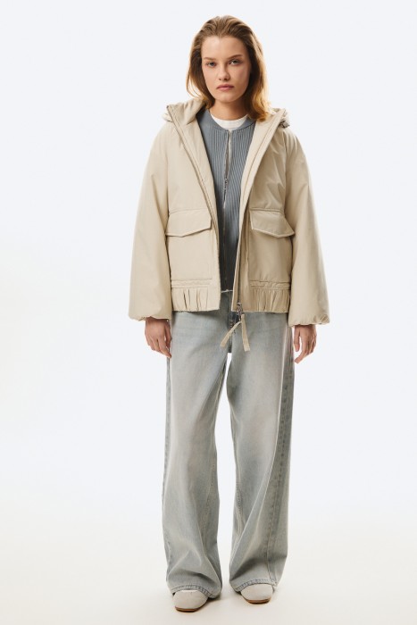 куртка с капюшоном из россии вид сбоку