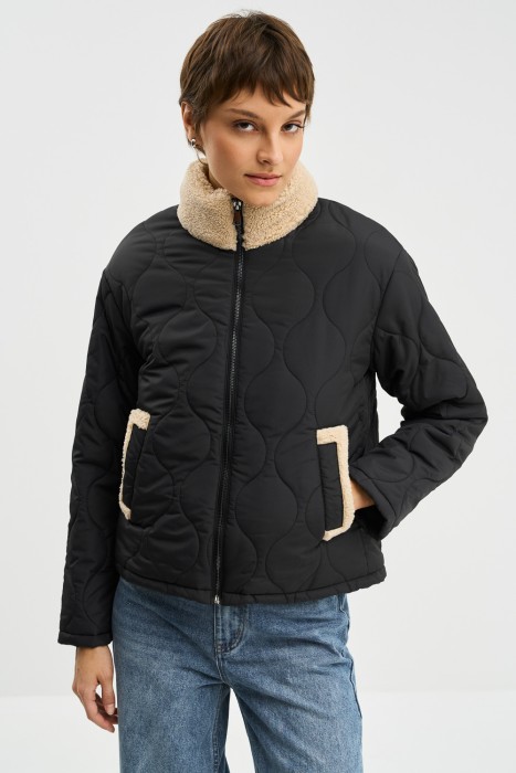 куртка с меховой отделкой от бренда снежная королева вид слева