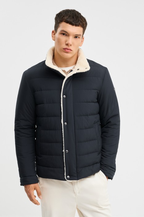 куртка с меховой отделкой от бренда снежная королева вид слева