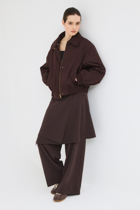 куртка с меховой отделкой из россии вид сбоку