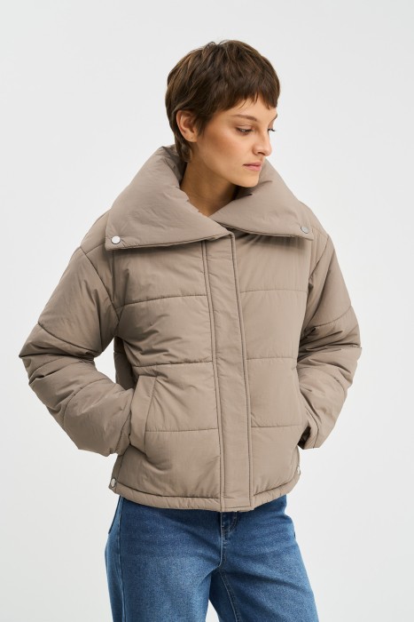 куртка с отложным воротником из россии вид сбоку