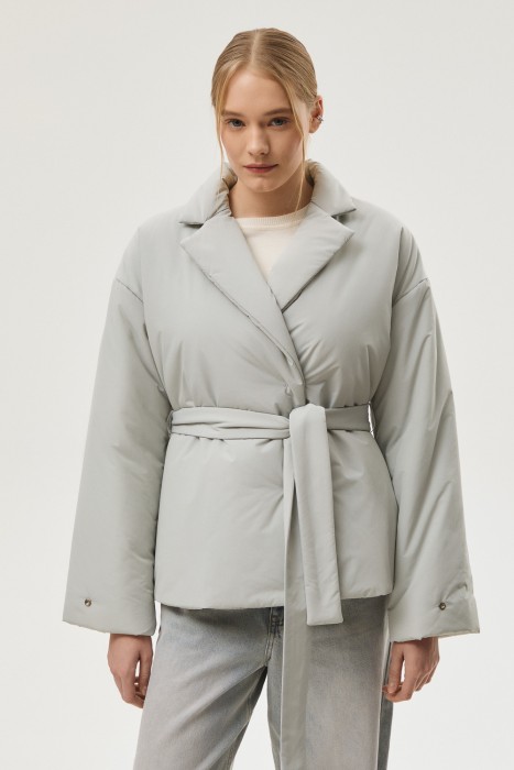 куртка с поясом от бренда снежная королева вид слева