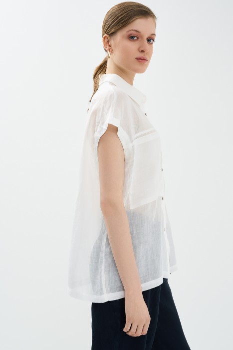 льняная блузка от бренда снежная королева вид слева