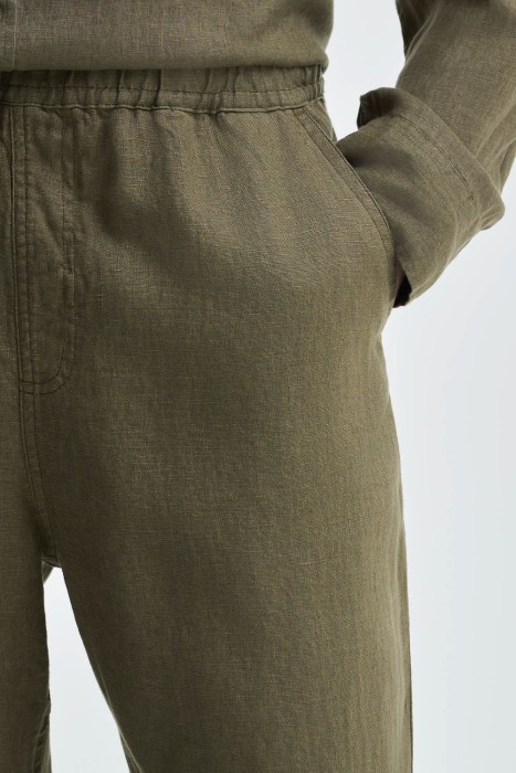 льняные брюки из россии вид сбоку