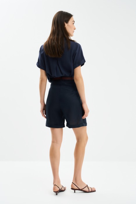 льняные шорты по цене 1860 руб вид справа