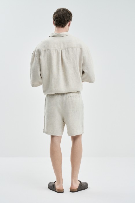 льняные шорты по цене 1860 руб вид справа