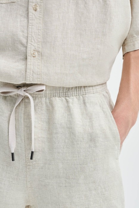 льняные шорты из россии вид сбоку