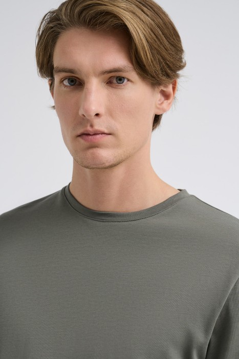 лонгслив из хлопка по цене 840 руб вид справа