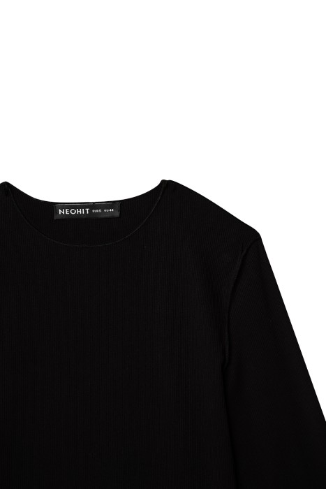 лонгслив от бренда снежная королева вид слева