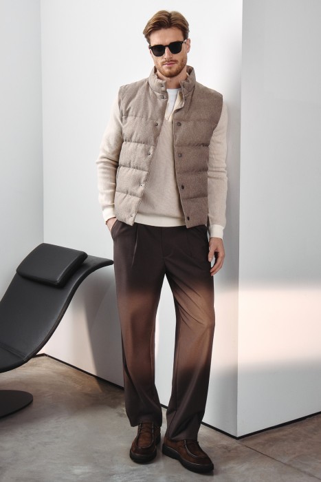 лонгслив от бренда снежная королева вид слева