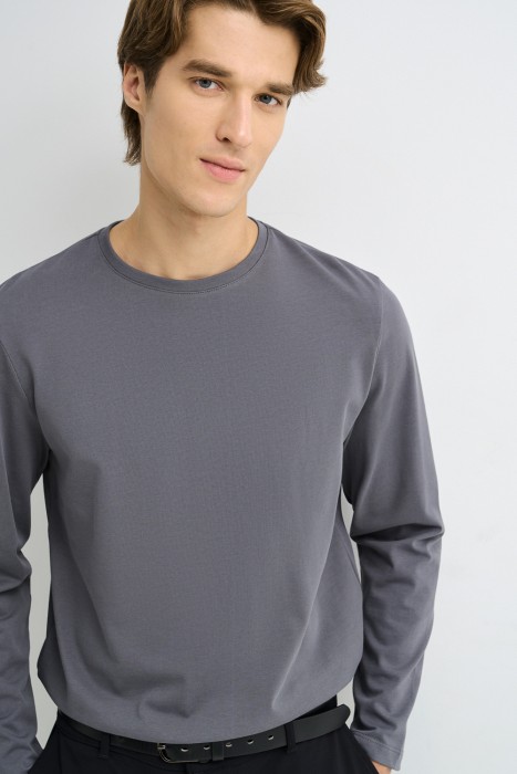 лонгслив от бренда снежная королева вид слева