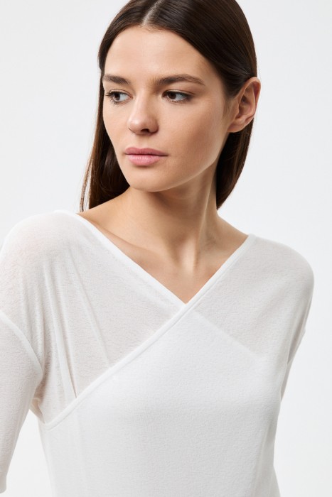 лонгслив из россии вид сбоку