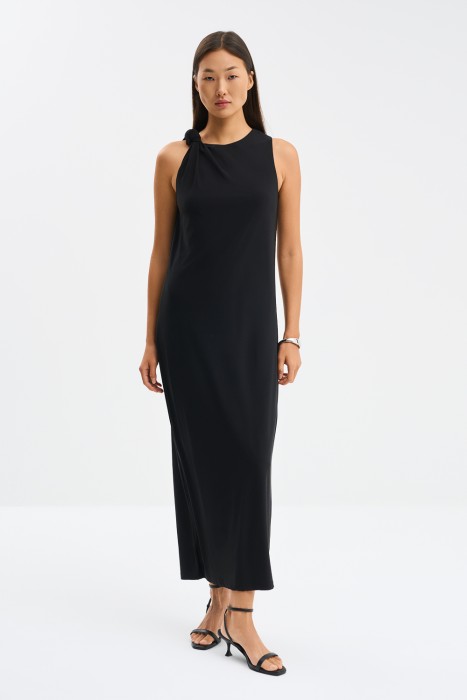 макси-платье по цене 2030 руб вид справа