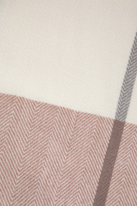 палантин в клетку от бренда снежная королева вид слева